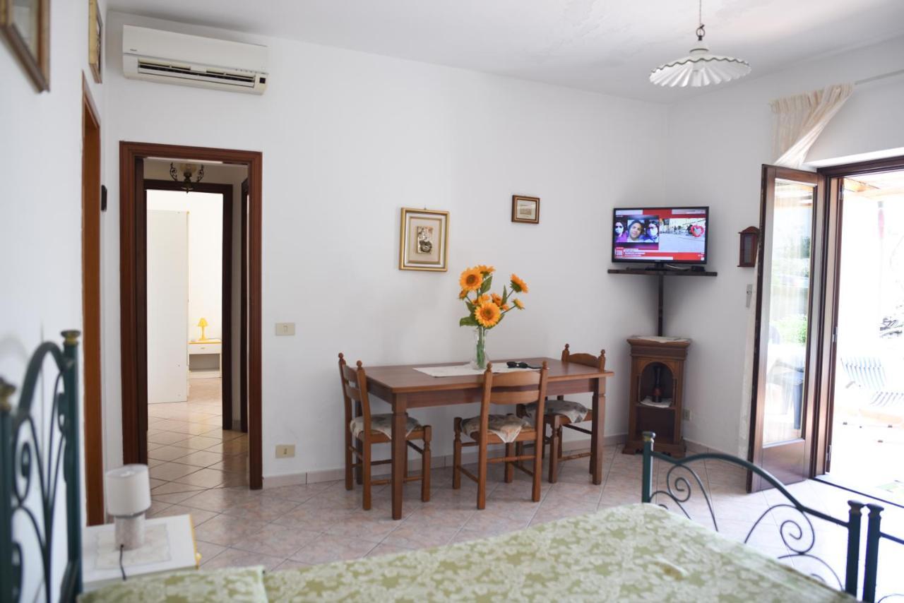 Marina Lunga Apartamento Lípara Exterior foto