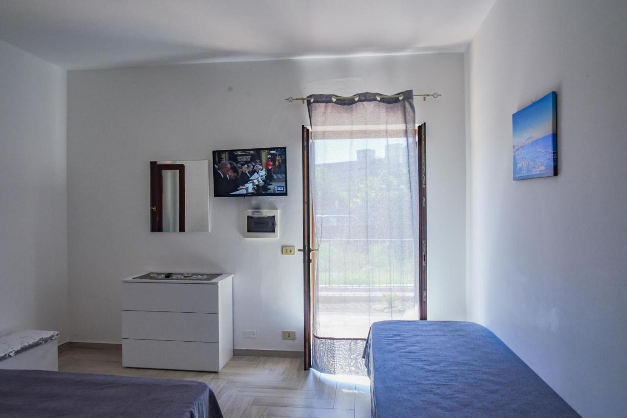 Marina Lunga Apartamento Lípara Exterior foto